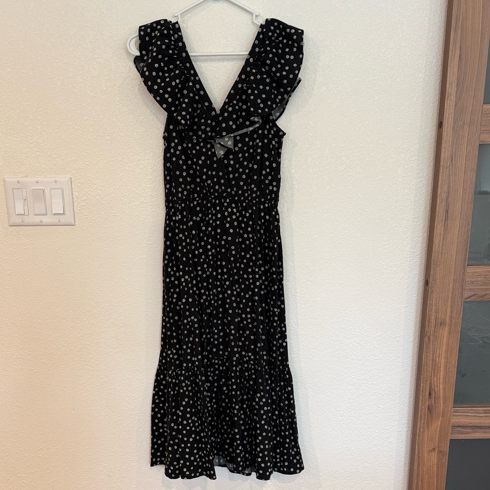 Banana Republic V-Neck Ruffle Midi Black and White Maxi Dress